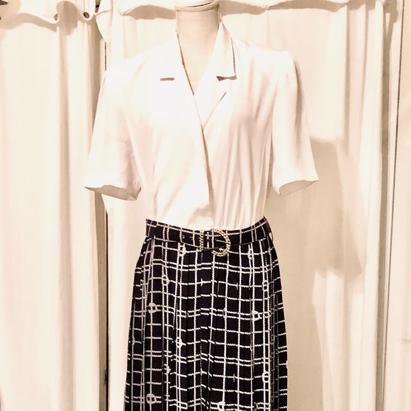 Leslie Fay Dresses & Skirts - Leslie Fay (Pleated) Dress and White Collar V neck 1 Piece Dress